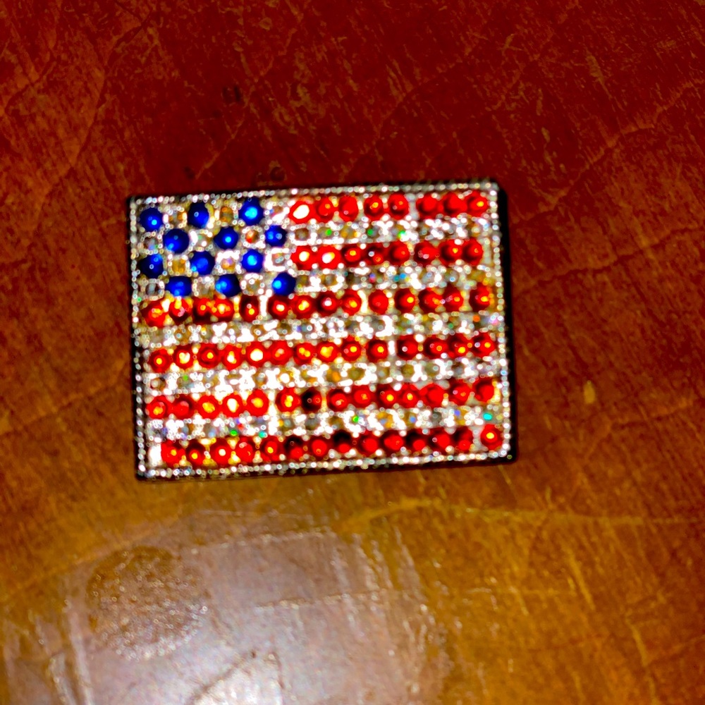 American flag pin.